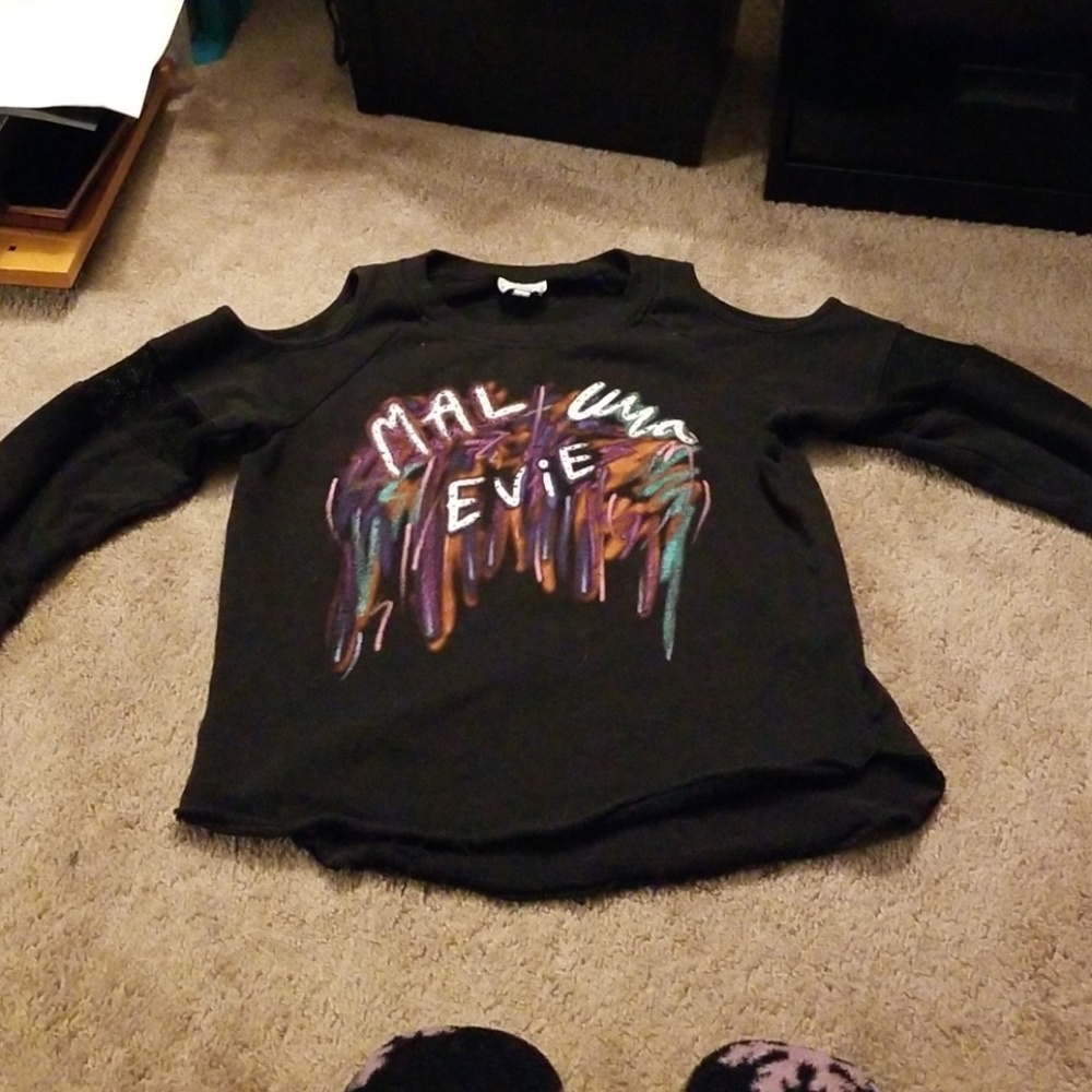 Girls descendants shirt